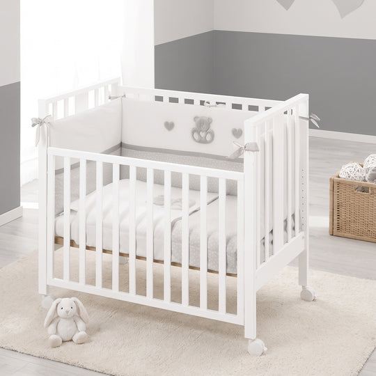 Patut Co-Sleeper cu Saltea si Set Textil Alb – Mini | Erbesi