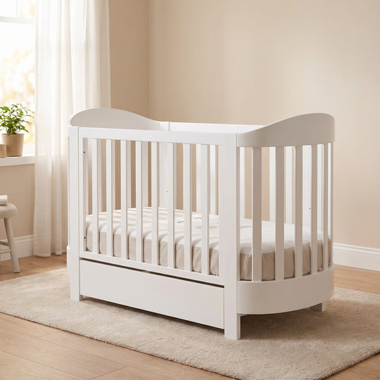 Patut Bebe Oval cu Saltea Inclusa si Sertar Alb – Ariel | Erbesi