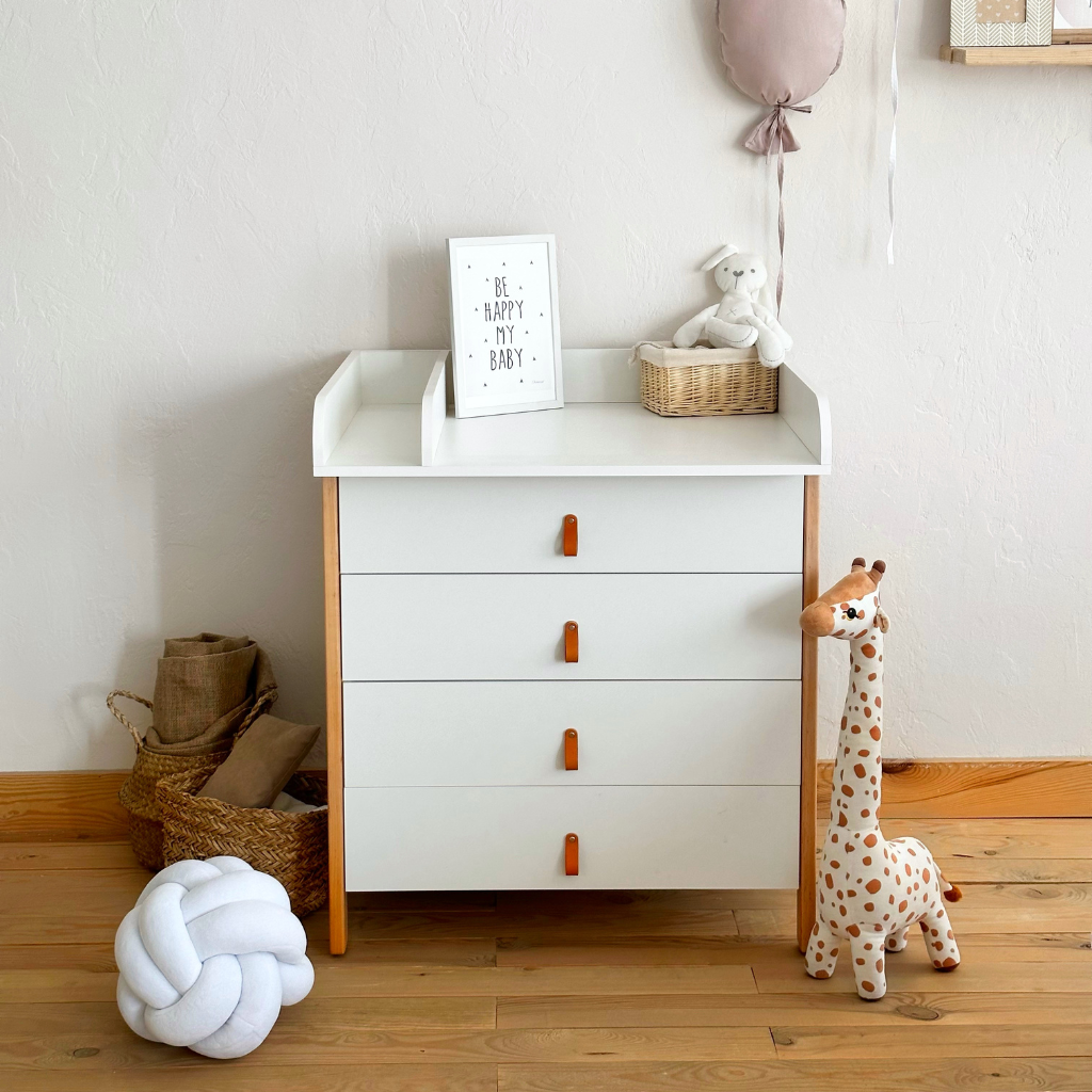 Ingvart Scandi Dresser with Changing Table 