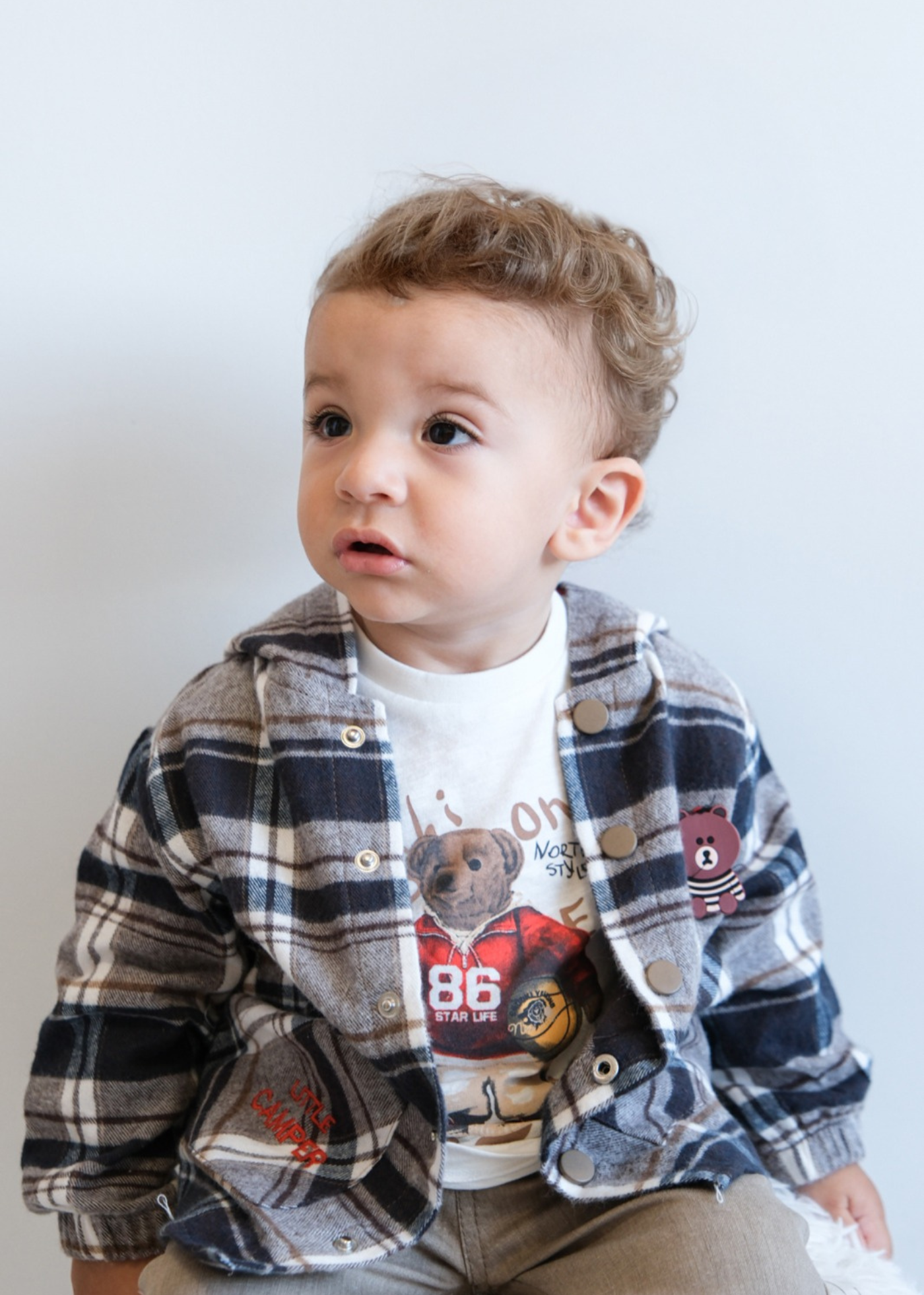 Set 3 Piese Camasa Stofa Carouri Bleumarin cu Bej, Pantaloni Lungi Bej si Bluza Crem 3744 Mino Baby