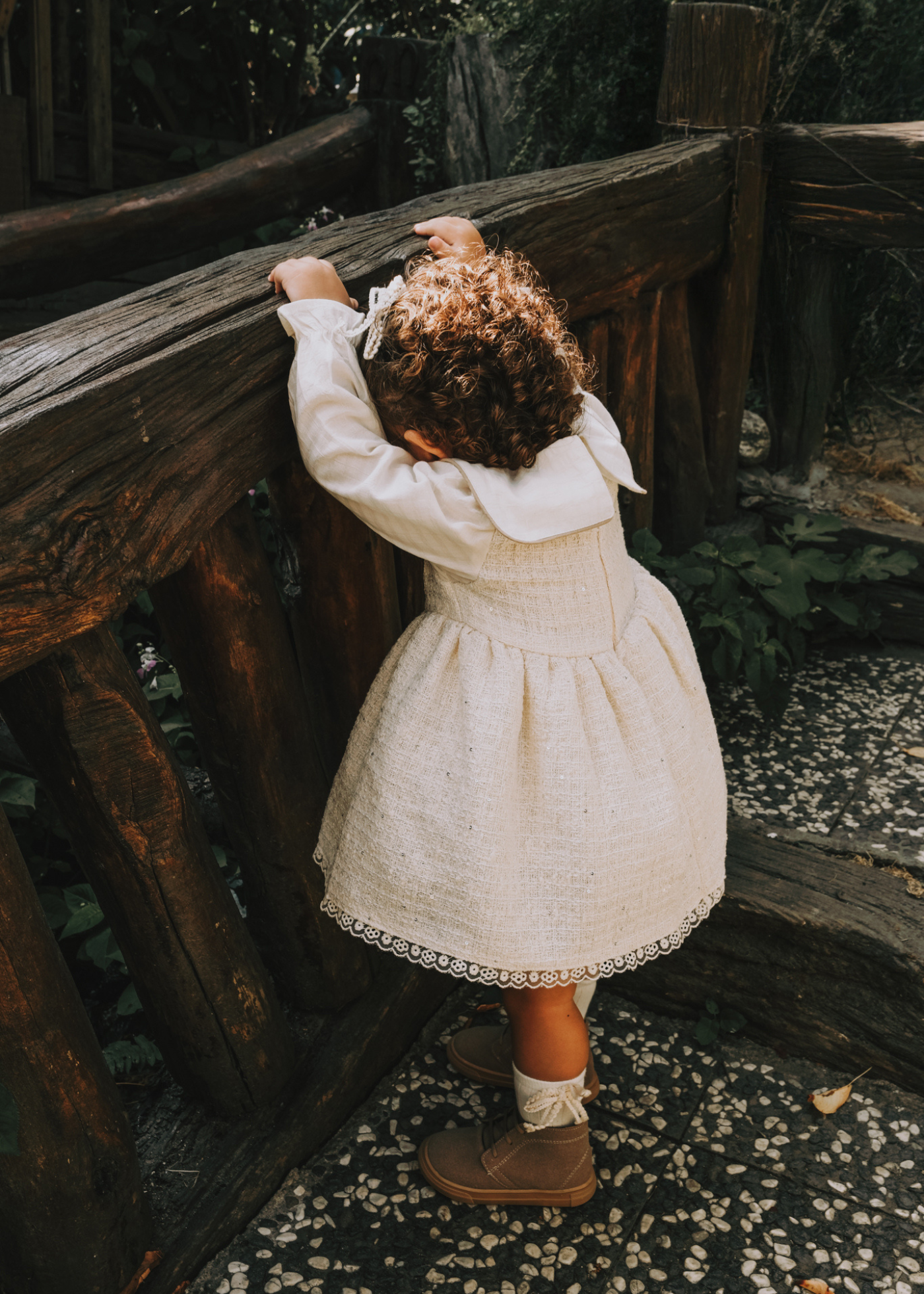 Rochie Tip Sarafan Stofa Crem cu Paiete, Maneci si Guler Tip Camasa 3732 Mino Baby