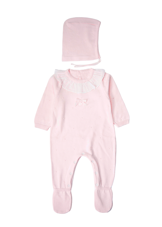 Salopeta Tricotata din Bumbac cu Guler Volan si Boneta Roz pentru Fete TR463 – Bebetto