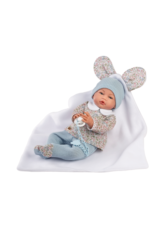Papusa Quinn, 42 cm, Fara Par, Corp Vinil+Textil cu Pantaloni Bleu si Camasa Imprimeu Floral, Accesoriu Paturica Alba cu Urechi 847 Guca Munecas