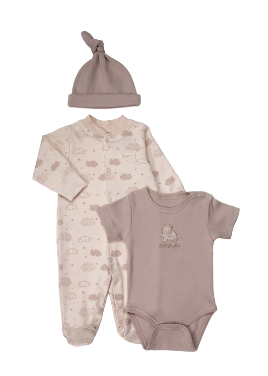 Set de 3 Piese: Salopeta din Bumbac Organic cu Norisori, Caciulita si Body cu Ursulet Z1175 – Bebetto