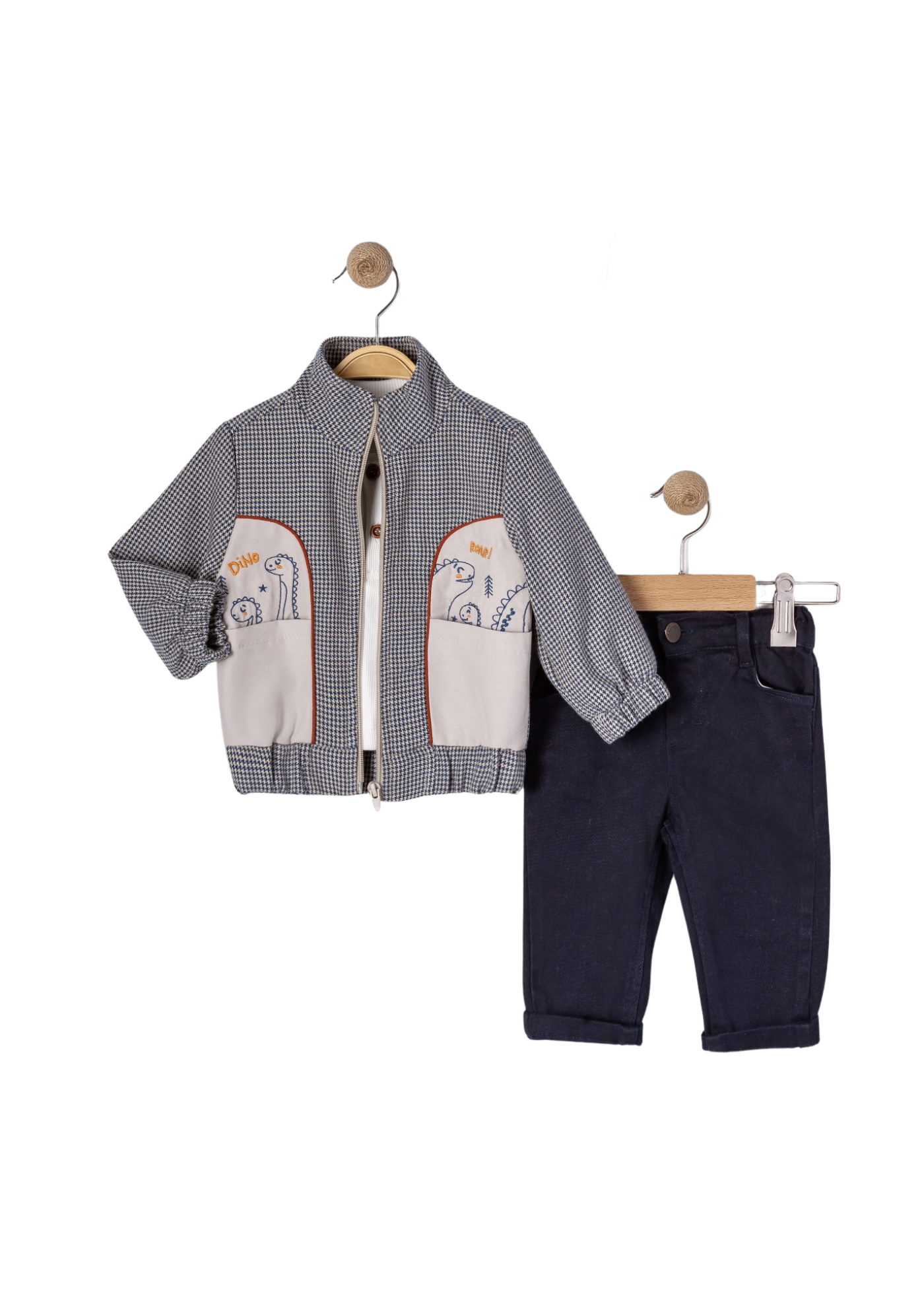 Set 3 Piese Geaca Pepit Bleumarin cu Bej cu Dinozauri Bluza Crem si Pantaloni Lungi Bleumarin 16246 Bebus