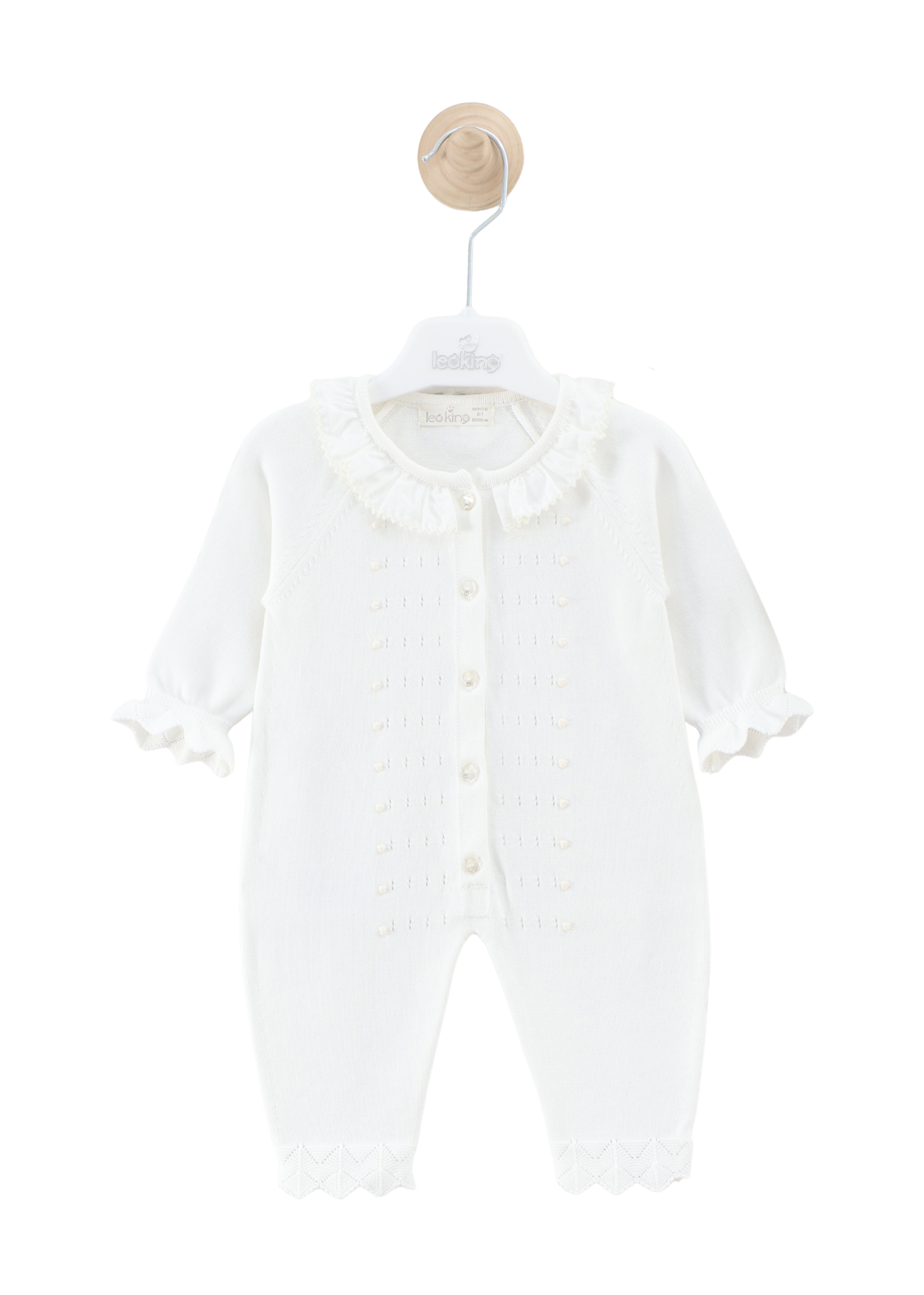 Set 2 Piese Salopeta Alba Tricotata Lunga si Caciula 7441 Leo King