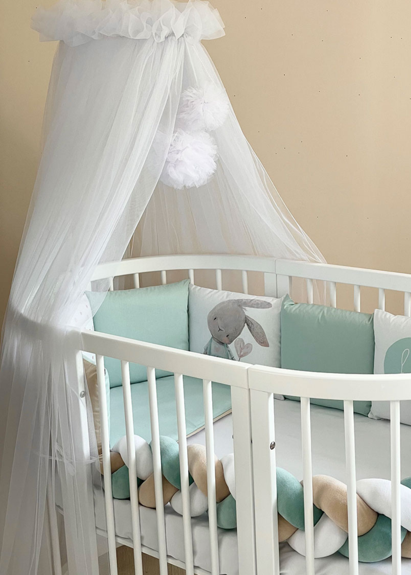 Suport din Lemn Alb Baldachin si Camera Video Bebe - Patut bare rotunde