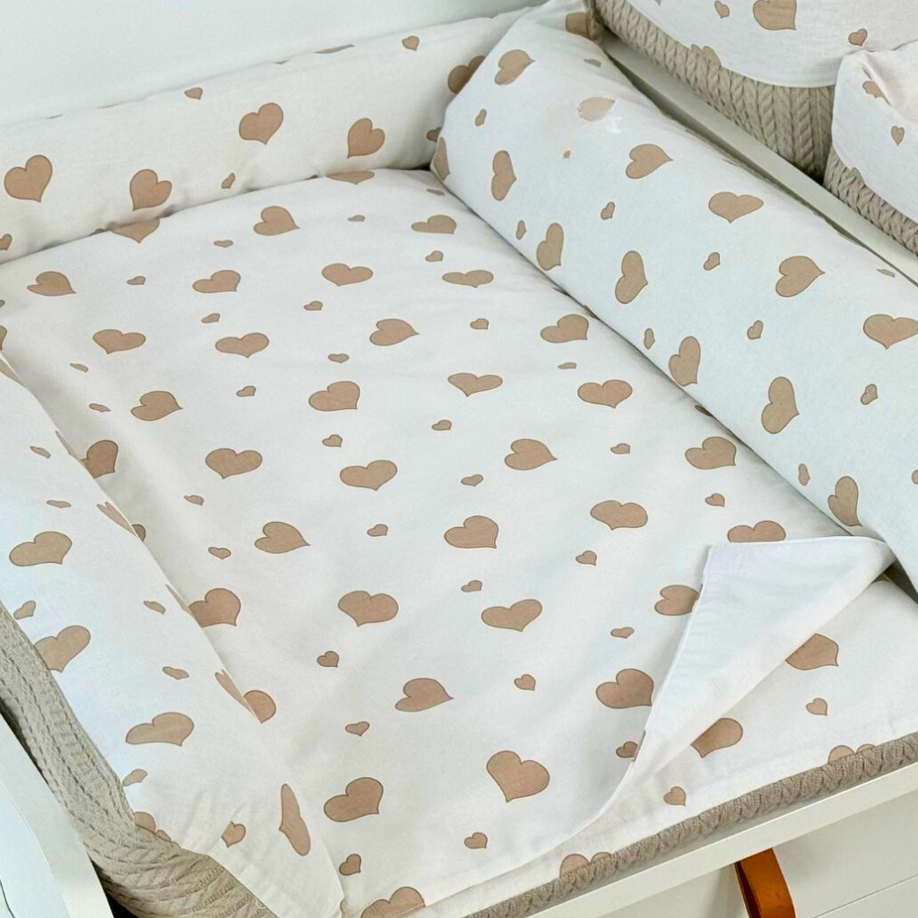 White Swaddle Mattress with Beige Heart Print for Scandi Ingvart Cabinet