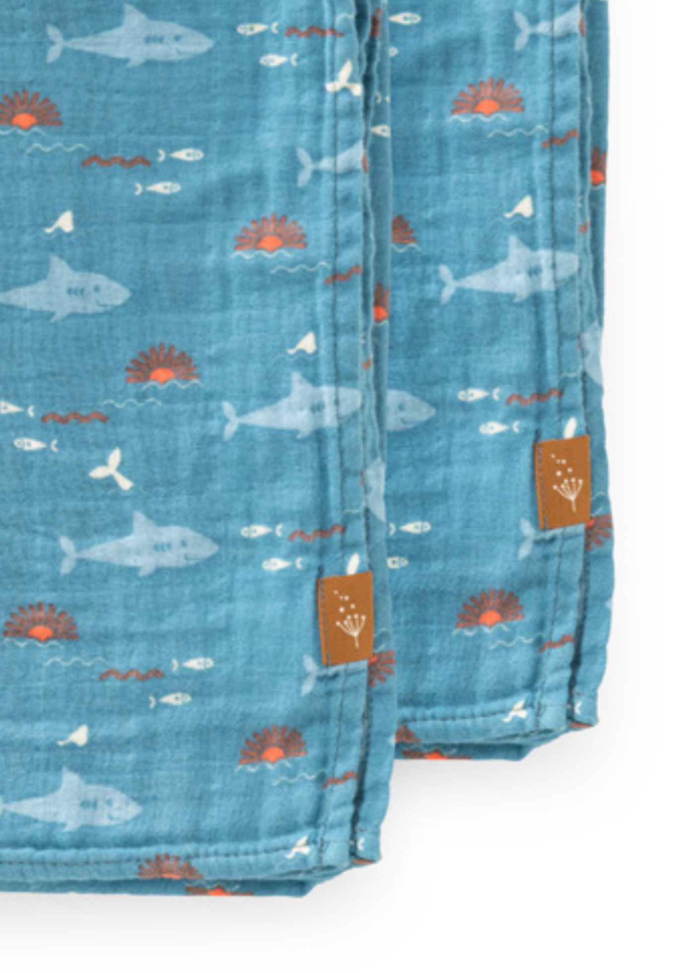 Paturica Muselina din Bumbac Organic Albastru Marin cu Imprimeu Rechin 120x120 cm F110-88 Fresk