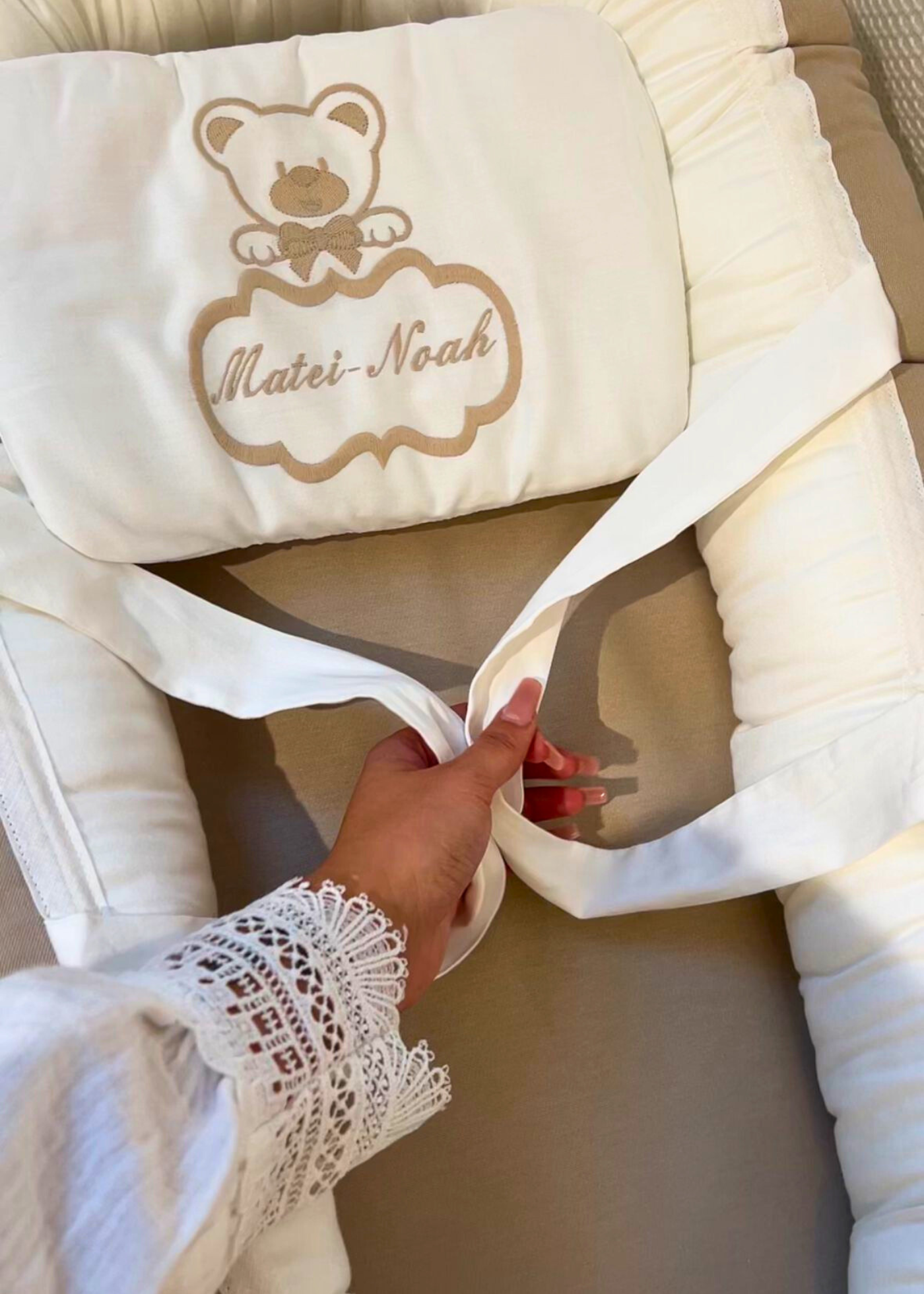 Personalizare Broderie Perna bebelusi BabyNest AnneBebe