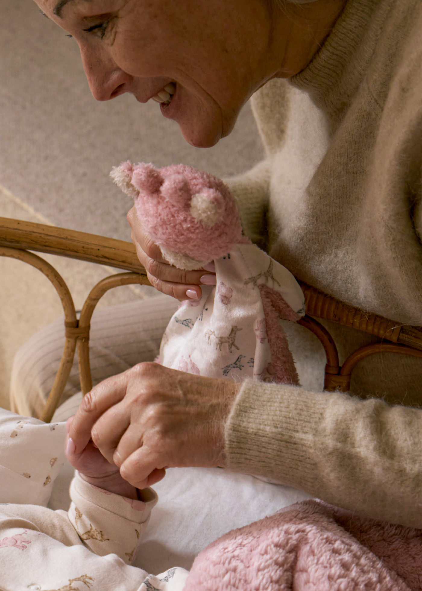 Gugu Jucarie Plus Girafa Roz 9963 Mayoral