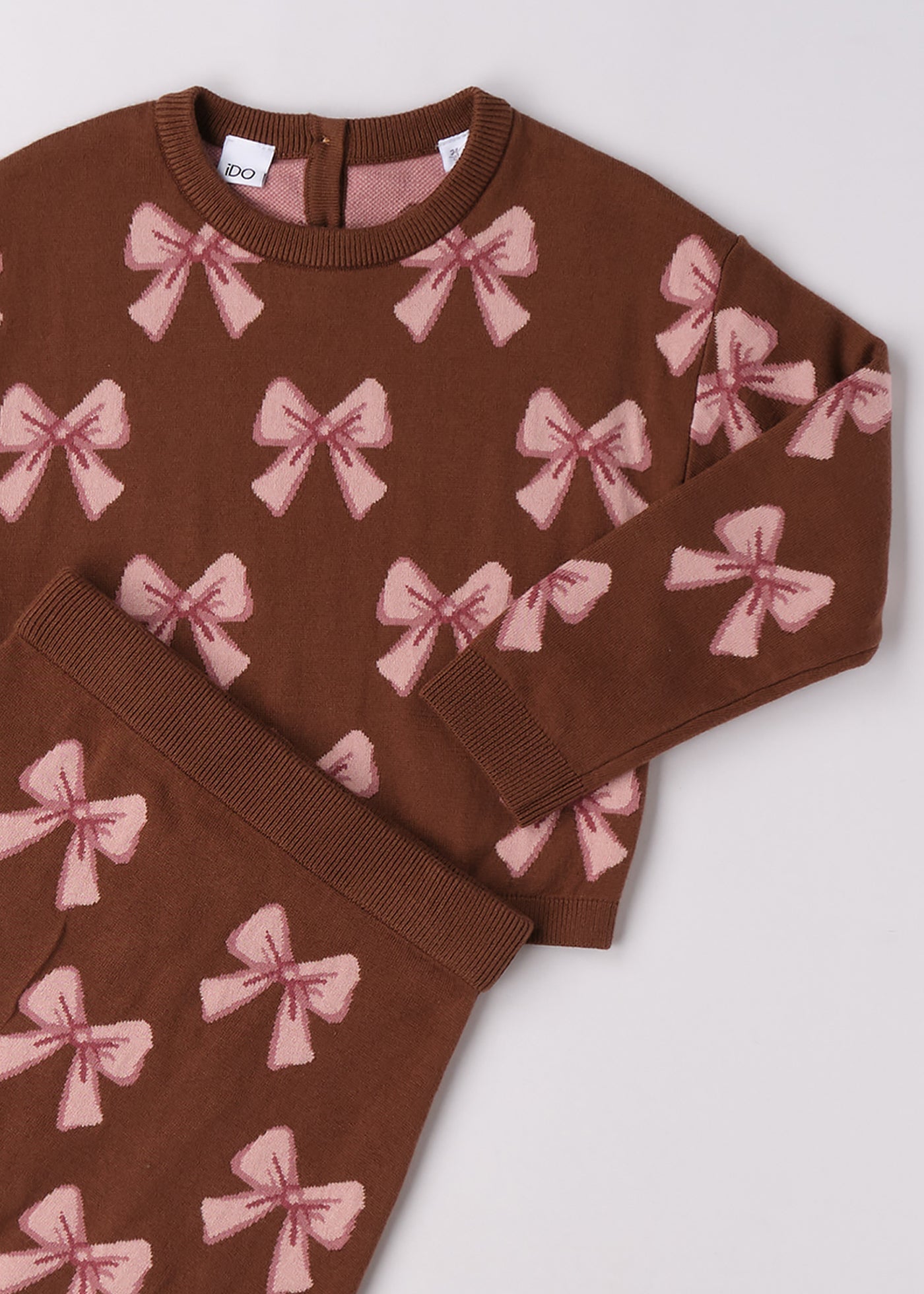 Set  Fete 2 Piese Tricotat Bluza Si Fusta Maro Cu Funde Roz 4.F341/00 iDO