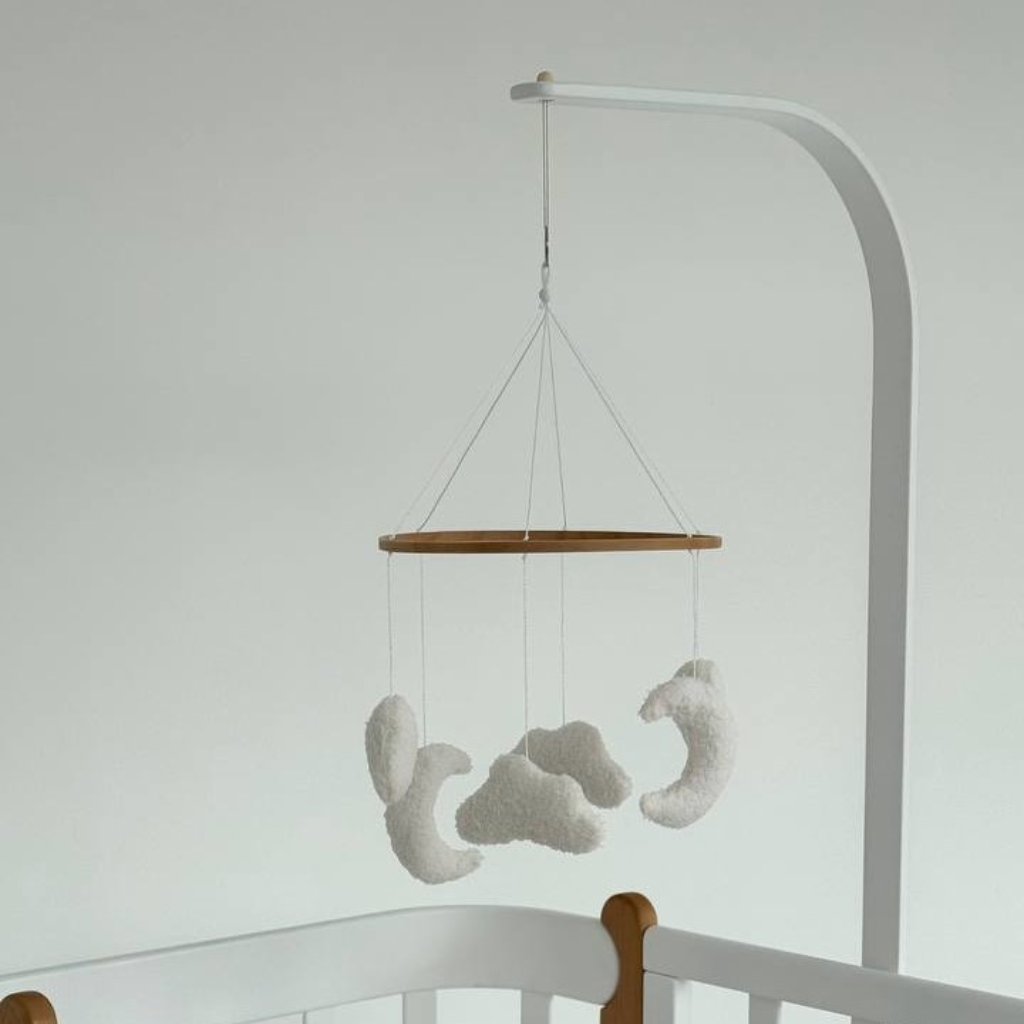 Musical carousel for white crib with clouds and crescent moon Ingvart