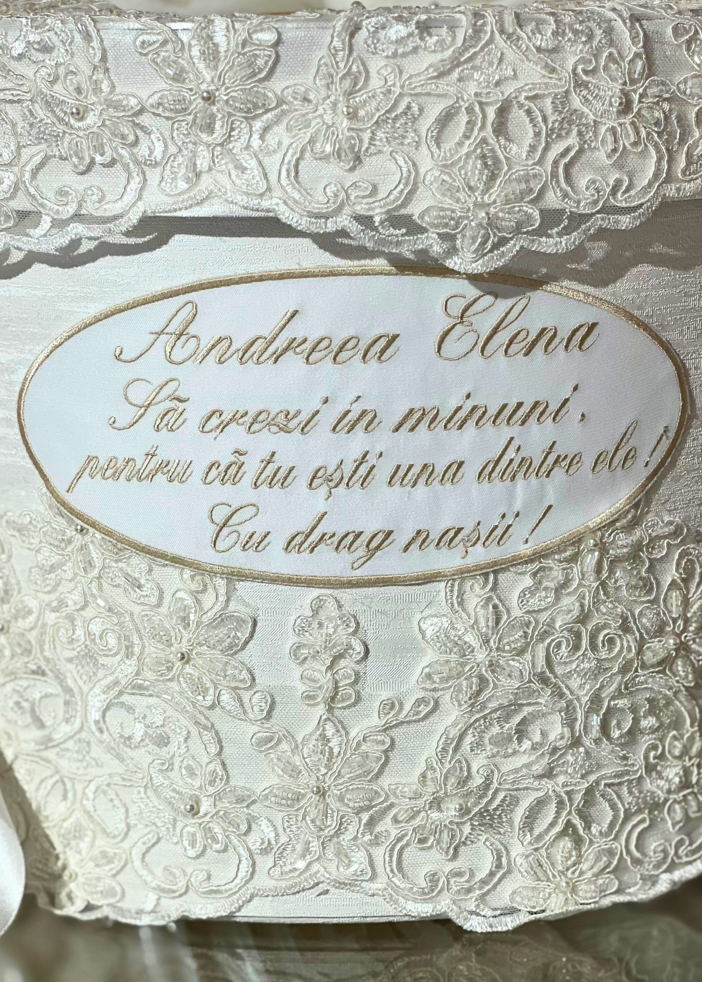 Personalizare Broderie Transmite un gand frumos bebelusului Tau