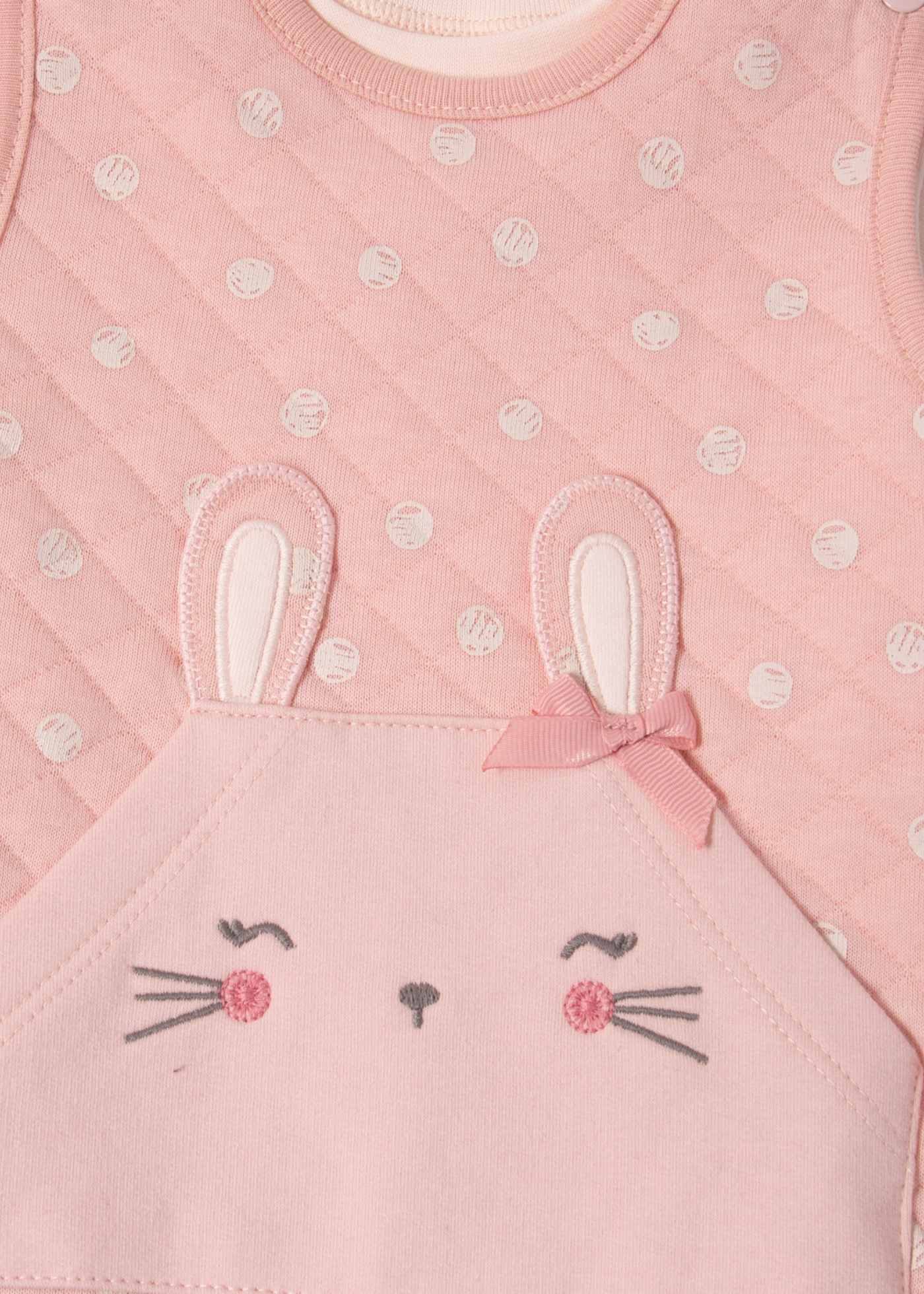 Set 2 Piese Salopeta Lunga Roz Pudra cu Iepure si Bluza Roz cu Maneca Lunga K5117 Bebetto