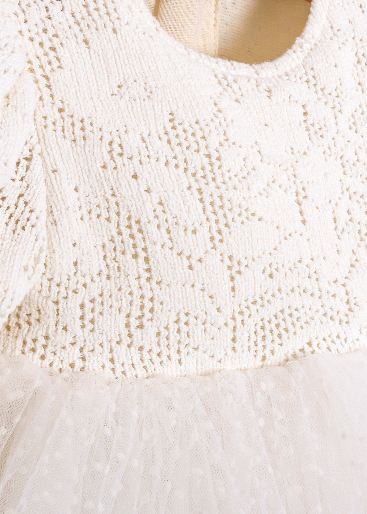 Rochie Crem cu Maneca Lunga Bust Dantela si Fusta Tulle cu Picouri cu Geanta MJ169 Mary & Joe