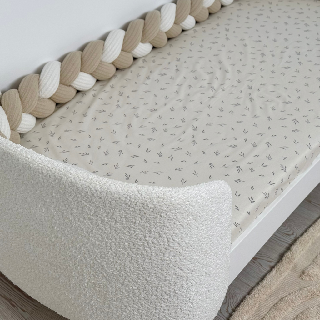 Premium Oval Convertible Crib Fly Bunny White Curly Design Quilted Fabric Loops 0-8 Years INGVART 