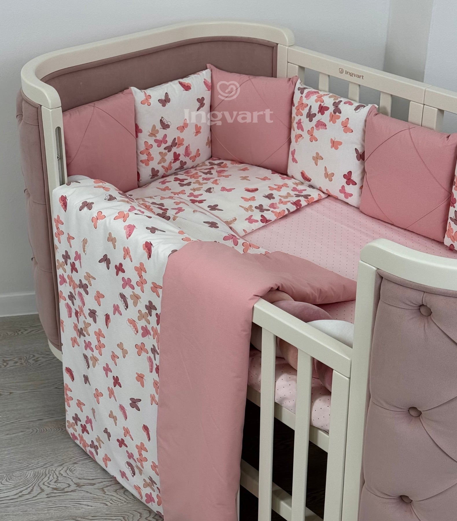 7-piece white crib bedding set with white and pink butterflies � 70x120 cm