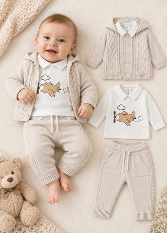 Set 3 Piese Tricotat Crem cu Alb, Hanorac, Pantaloni si Bluza pentru Baieti 8038 – Leo King