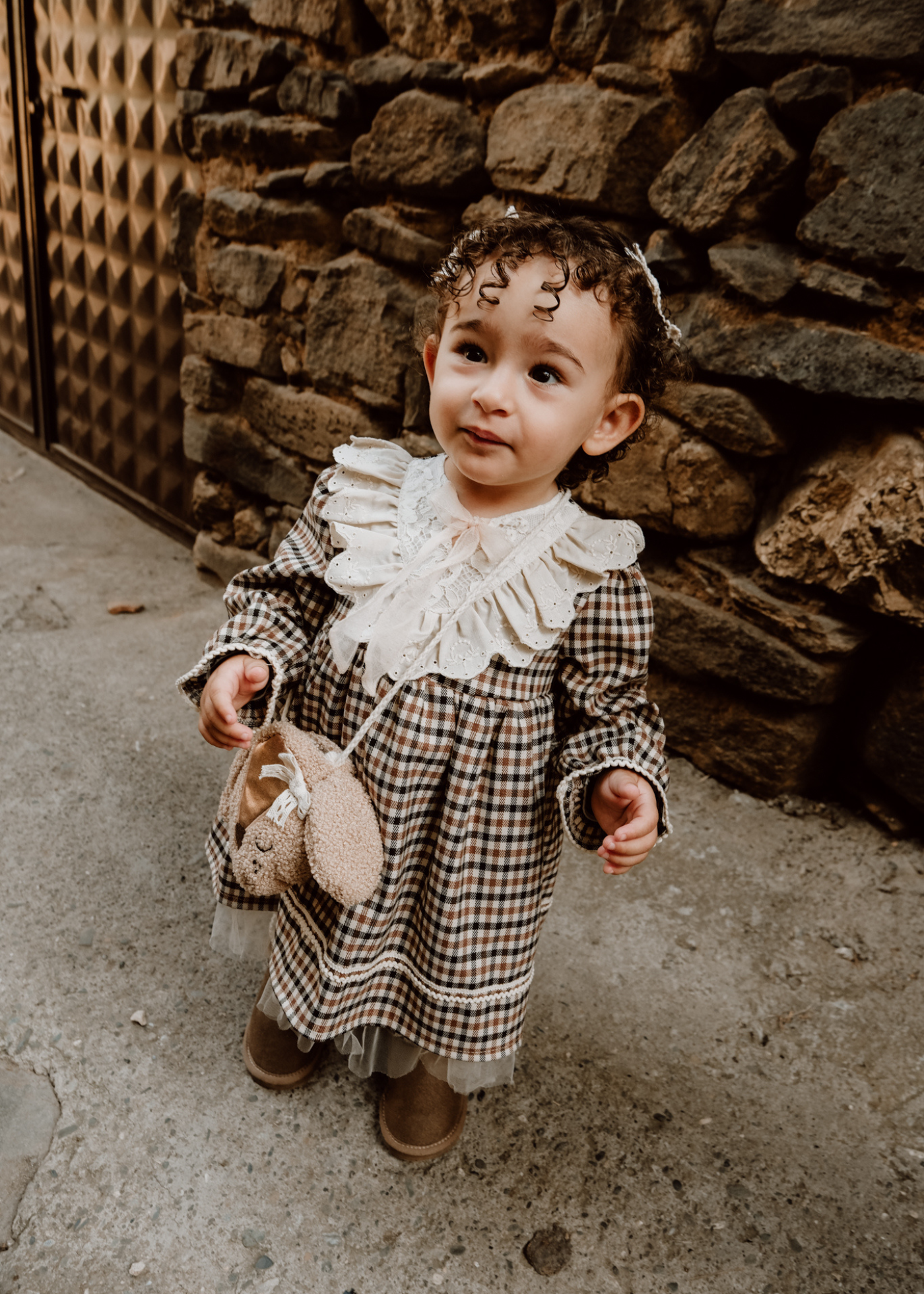 Rochie cu Maneca Lunga Carouri Maro cu Bej si Gentuta Caprioara 3734 Mino Baby