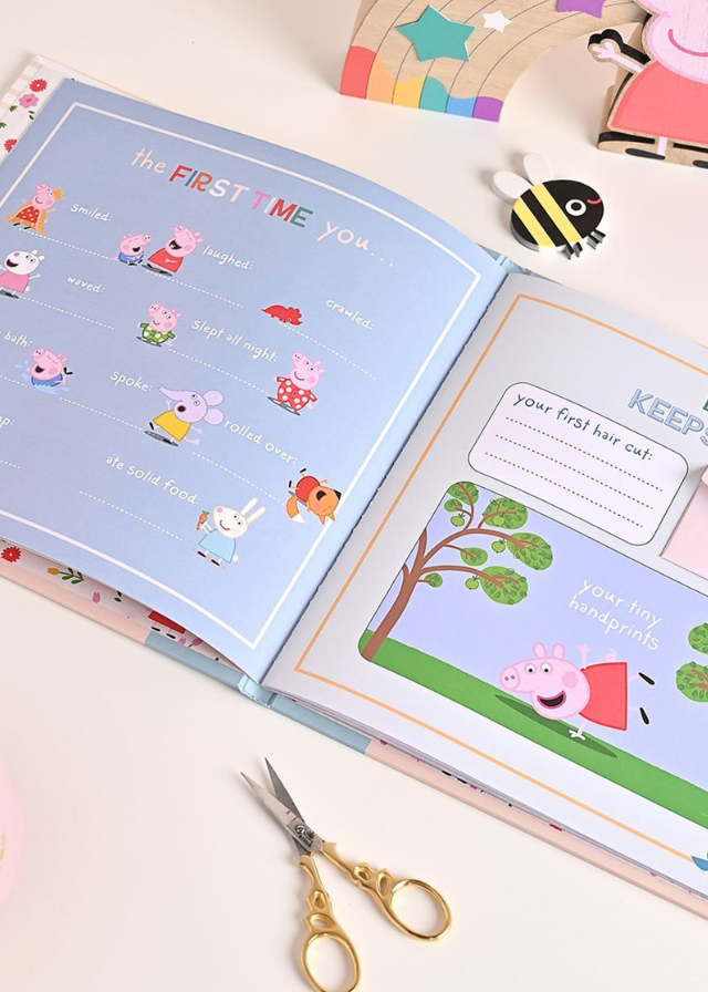 Cartea Bebelusului Peppa Pig My First Year HS105 Hasbro Bambino by Juliana