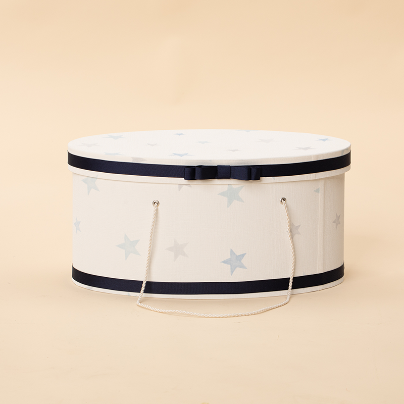 AnneBebe - Cufar Oval Stelute Bleu & Banda Bleumarin Botez Baieti AnneBebe