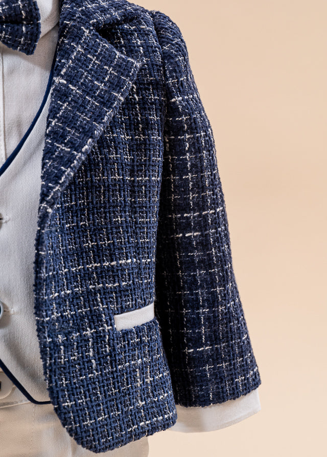 Set Botez Patrick 4 Piese, Costum, Trusou, Lumanare si Cufar Personalizat Botez AnneBebe