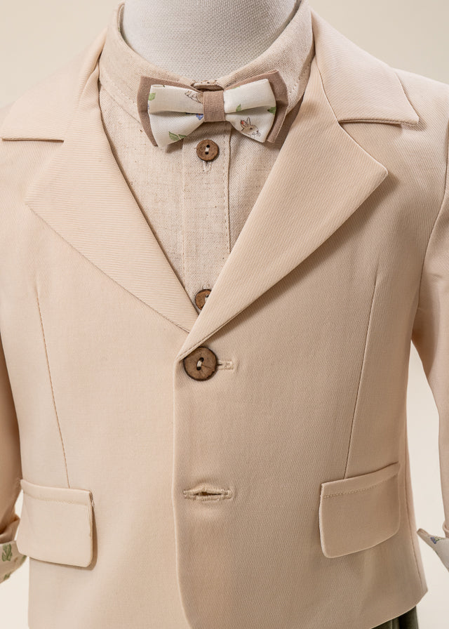 Costum Sacou Capucino Camasa Bej Imprimeu Iepuras La Guler AnneBebe