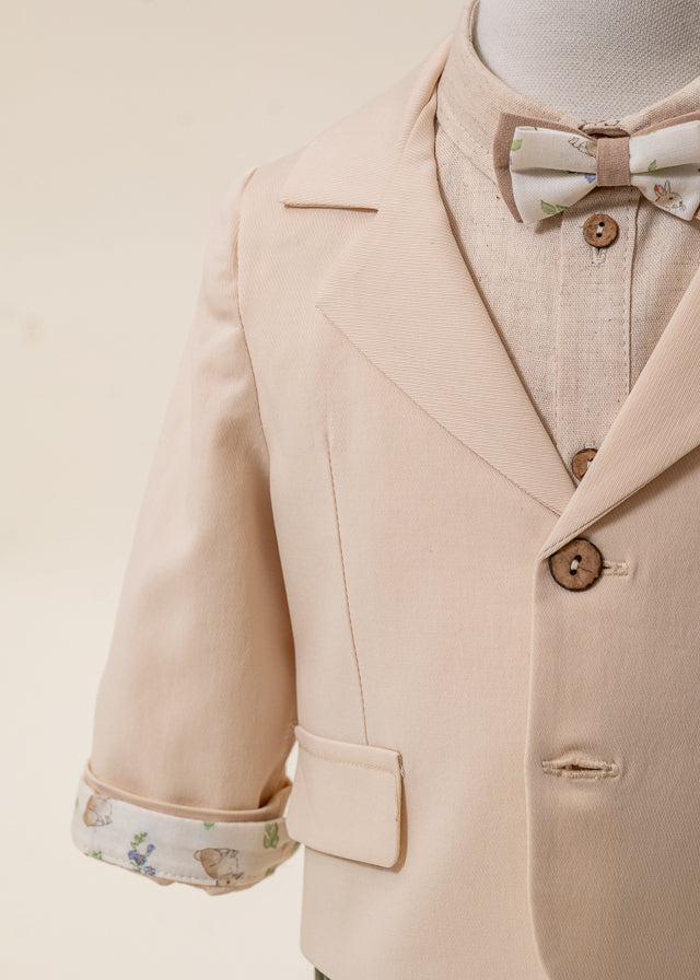 Costum Sacou Capucino Camasa Bej Imprimeu Iepuras La Guler AnneBebe