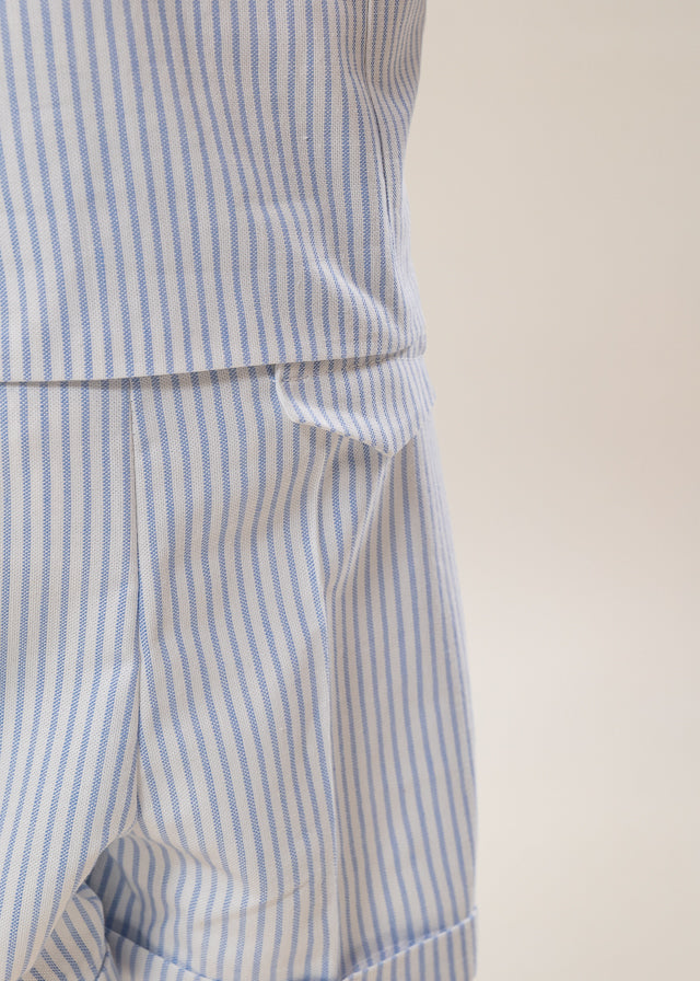 Costum Mike Sacou Bleu Vesta Crem Cu Dungi Bleu