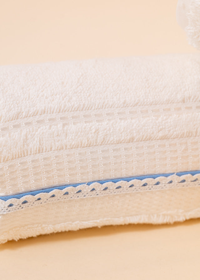 Trusou Sebastian Crem Dantela Coltisori Bleu AnneBebe