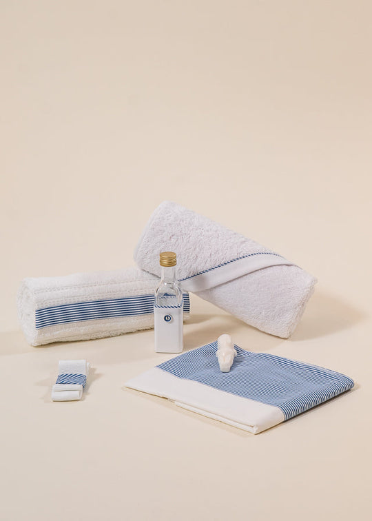 Trusou Armand Alb Banda Dungi Bleo