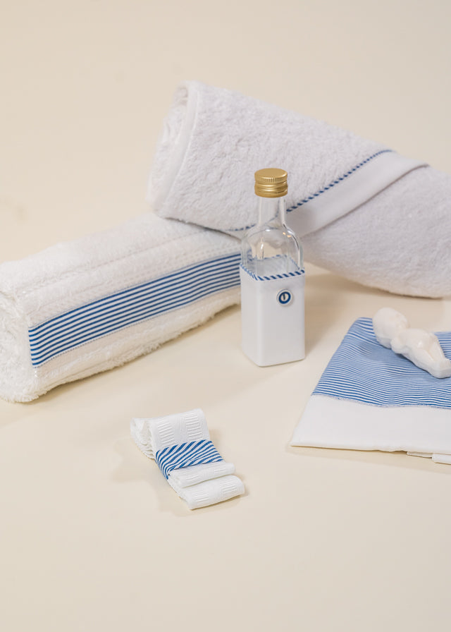 Set Botez Armand 3 Piese  Lumanare Trusou Cufar  Personalizat Botez AnneBebe