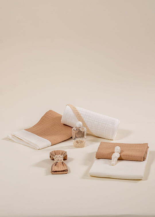 Trusou Muselina Cappucino Cu Pled Maro