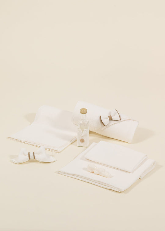 Pavel Muslin Cream Layette with Double Cream Bows with Beige AnneBebe