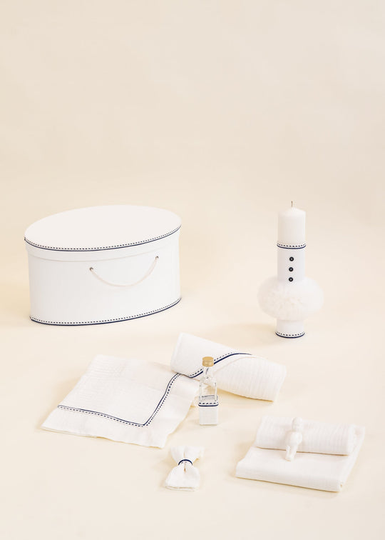 Set Botez Mihai 3 Piese Lumanare, Trusou, Cufar Personalizat Botez AnneBebe