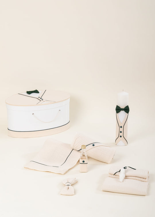 Set Botez Karl 3 Piese, Lumanare, Trusou si Cufar Personalizat Botez AnneBebe