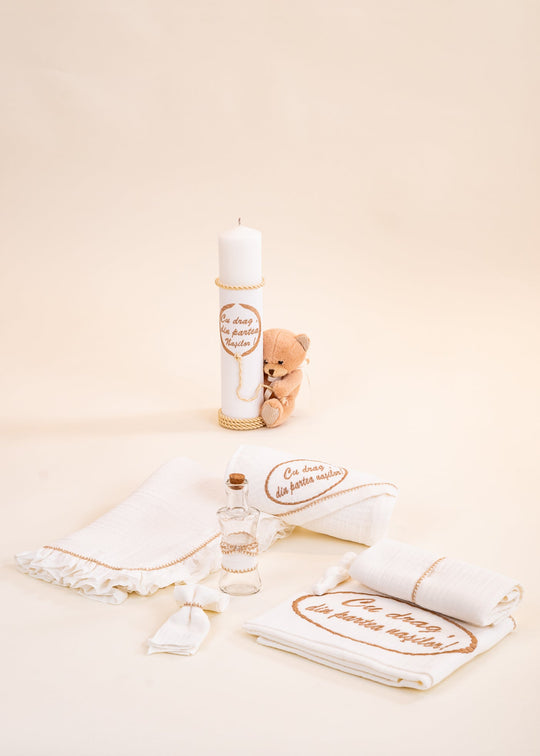 Set Botez Eugen 2 Piese, Lumanare si Trusou Personalizat Botez AnneBebe