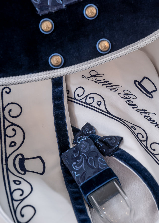 Set Botez Lucian 3 Piese, Lumanare, Trusou si Cufar Personalizat Botez AnneBebe