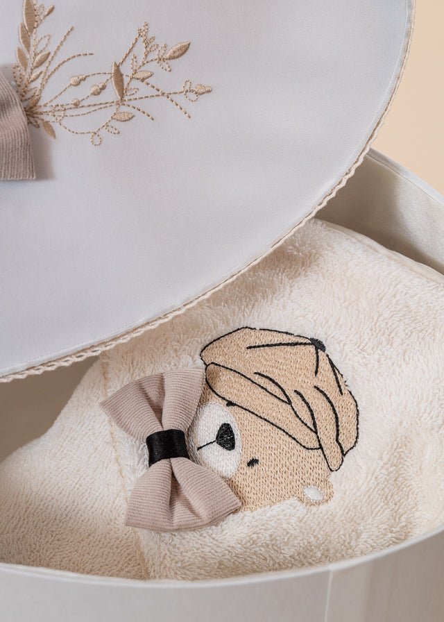 George Baptism Set 3 Pieces, Candle, Trunk and Personalized Baptism Chest AnneBebe