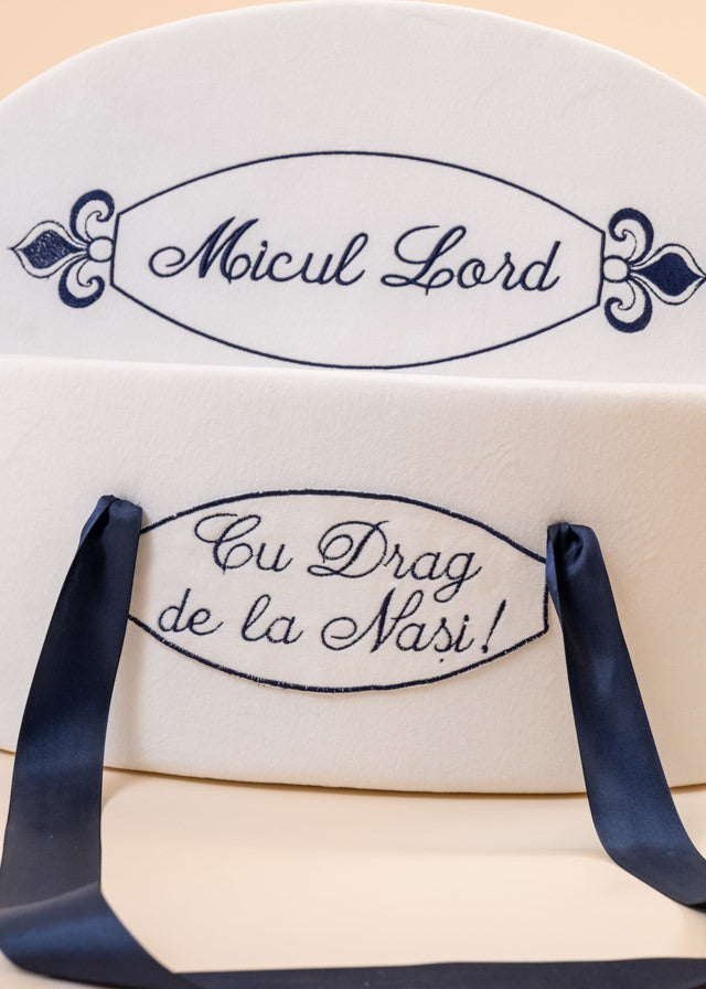 Personalizare Cufar Botez Elipsa Brodata Lateral / Capac