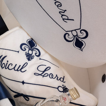 Personalizare Cufar Botez Elipsa Brodata Lateral / Capac – previzualizare 5