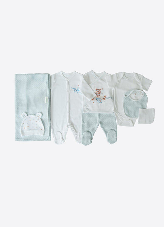 Set de Maternitate cu 10 Piese Alb cu Bleu cu Urs „In To The Sky” pentru Baieti S41107 – KitiKate