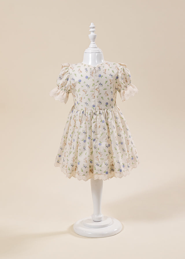 Rochita Imprimeu Iepurasi Si Dantela Crem AnneBebe