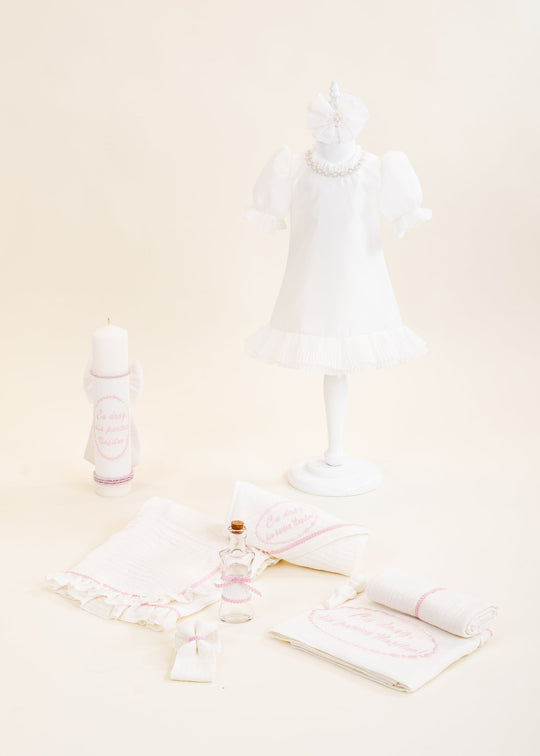 Set Botez Claudia 3 Piese, Rochita, Trusou si Lumanare Personalizat Botez AnneBebe