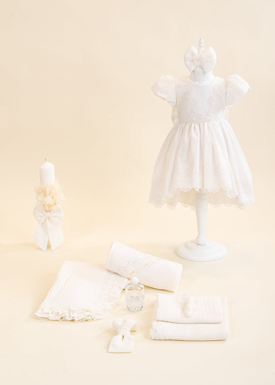 Set Botez Andra 3 Piese, Rochita, Trusou si Lumanare Personalizat Botez AnneBebe