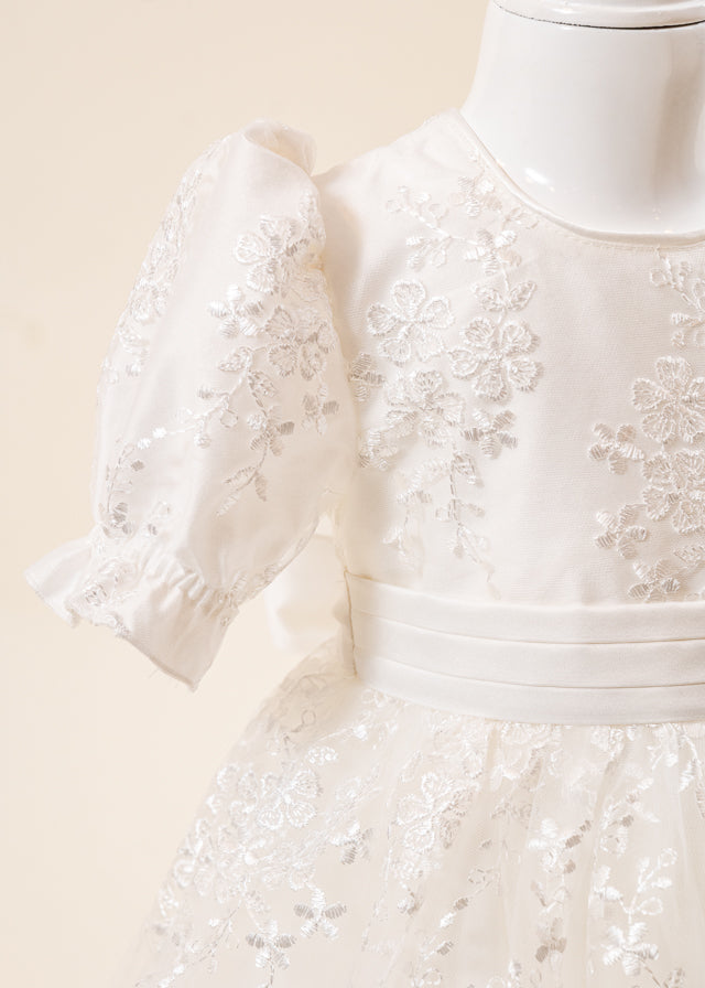 Set Botez Florina 4 Piese Rochie Trusou Lumanare si Cufar Personalizat Botez AnneBebe