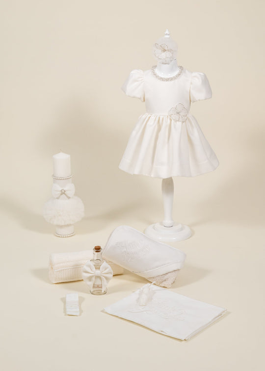 Set Botez Selena 3 Piese, Rochita, Trusou si Lumanare Personalizat Botez AnneBebe