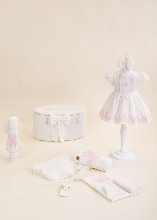Set Botez Zana 4 Piese Rochita, Trusou,Lumanare si Cufar Personalizat Botez AnneBebe