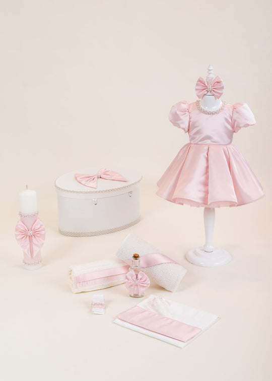 Set Botez Catalina 4 Piese, Rochita, Trusou, Lumanare si Cufar Personalizat Botez AnneBebe